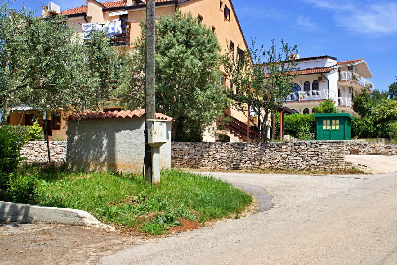 Apartments Kanegra 우마그 외부 사진